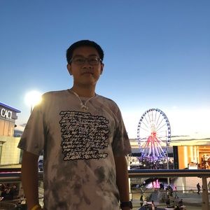 Meet your Posher, Yisheng